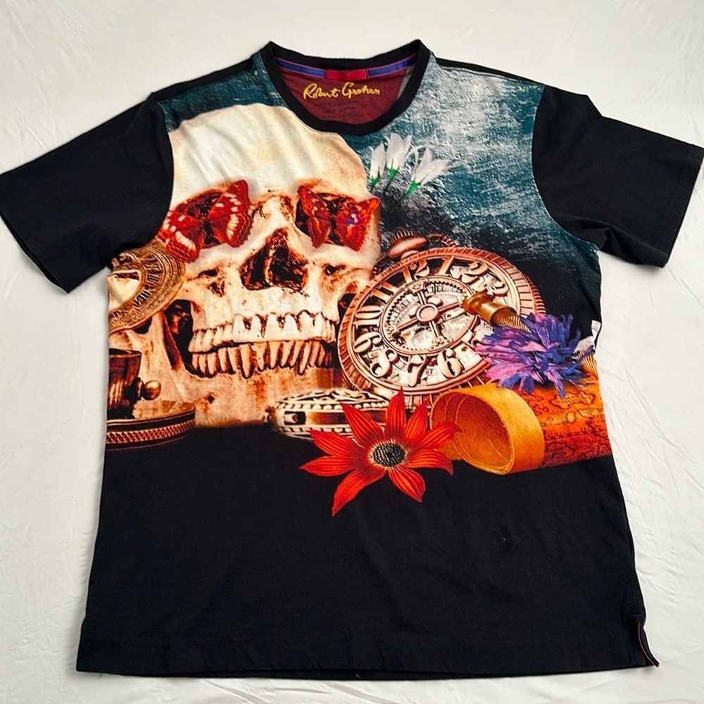 Robert Graham Pocket Watch Big in Black short sleeve t-shirt